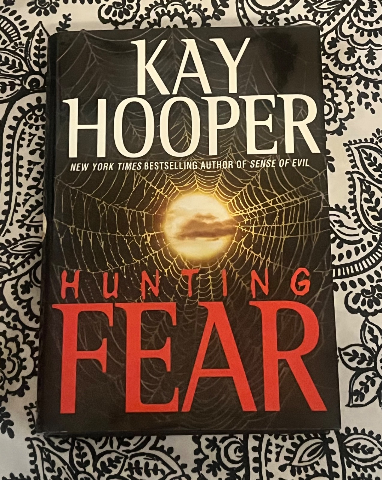 Hunting Fear – Hardcover By Hooper, Kay – NEW