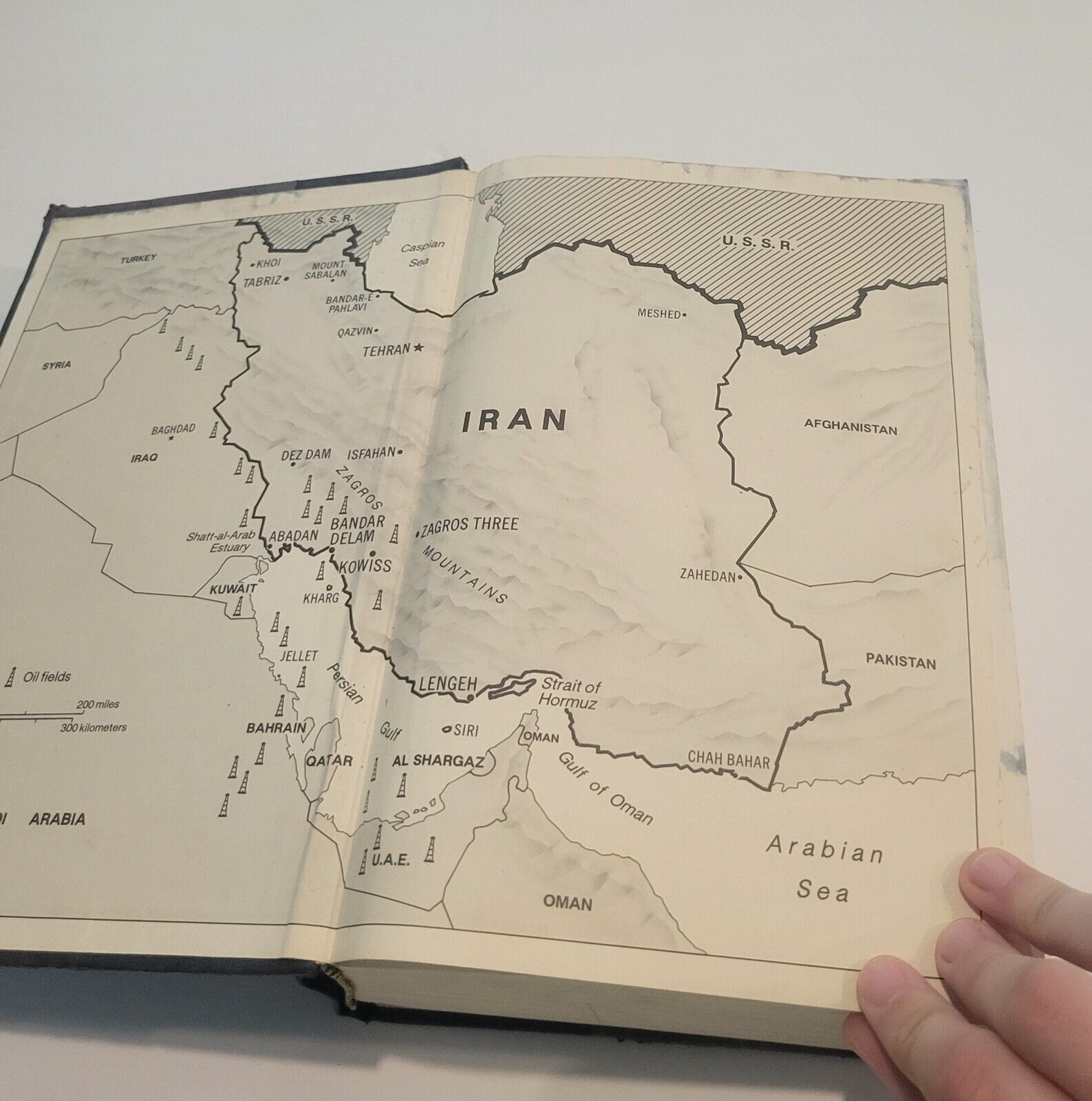 James Clavell Whirlwind First Edition Signed Hardcover No Dust Jacket READ DESC.
