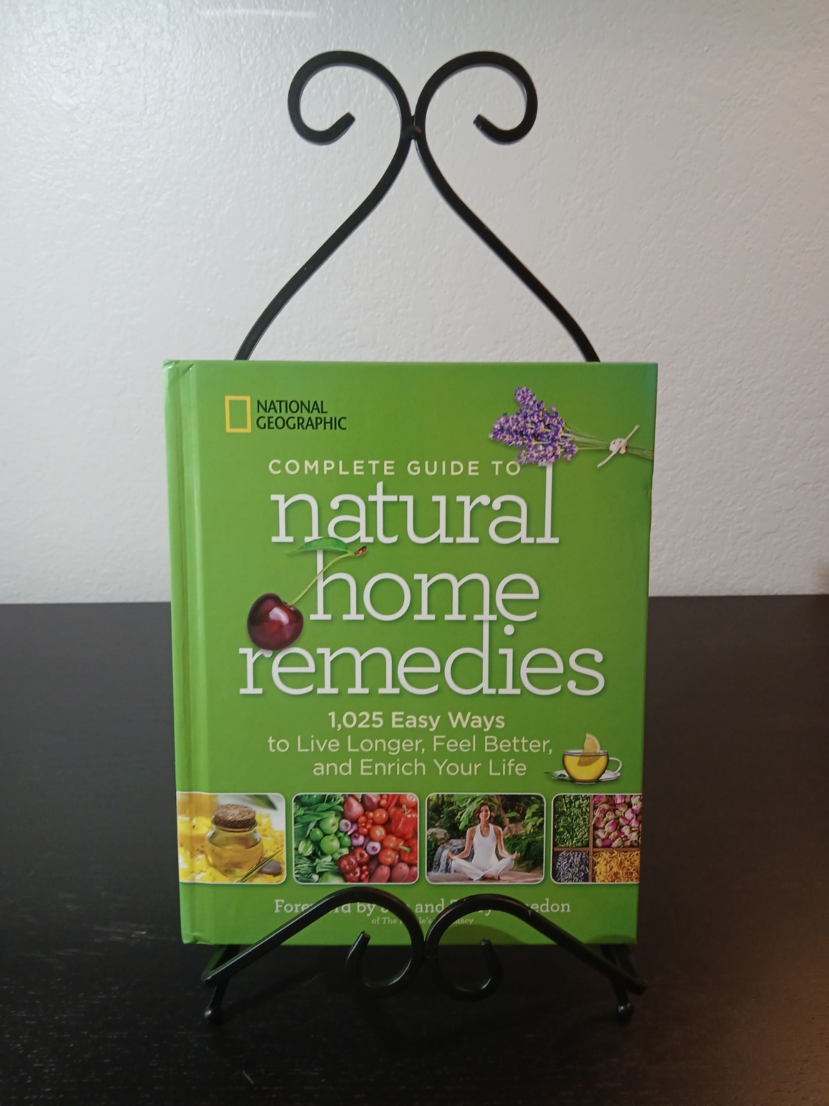 NATIONAL GEOGRAPHIC COMPLETE GUIDE TO NATURAL HOME – Hardcover #B54