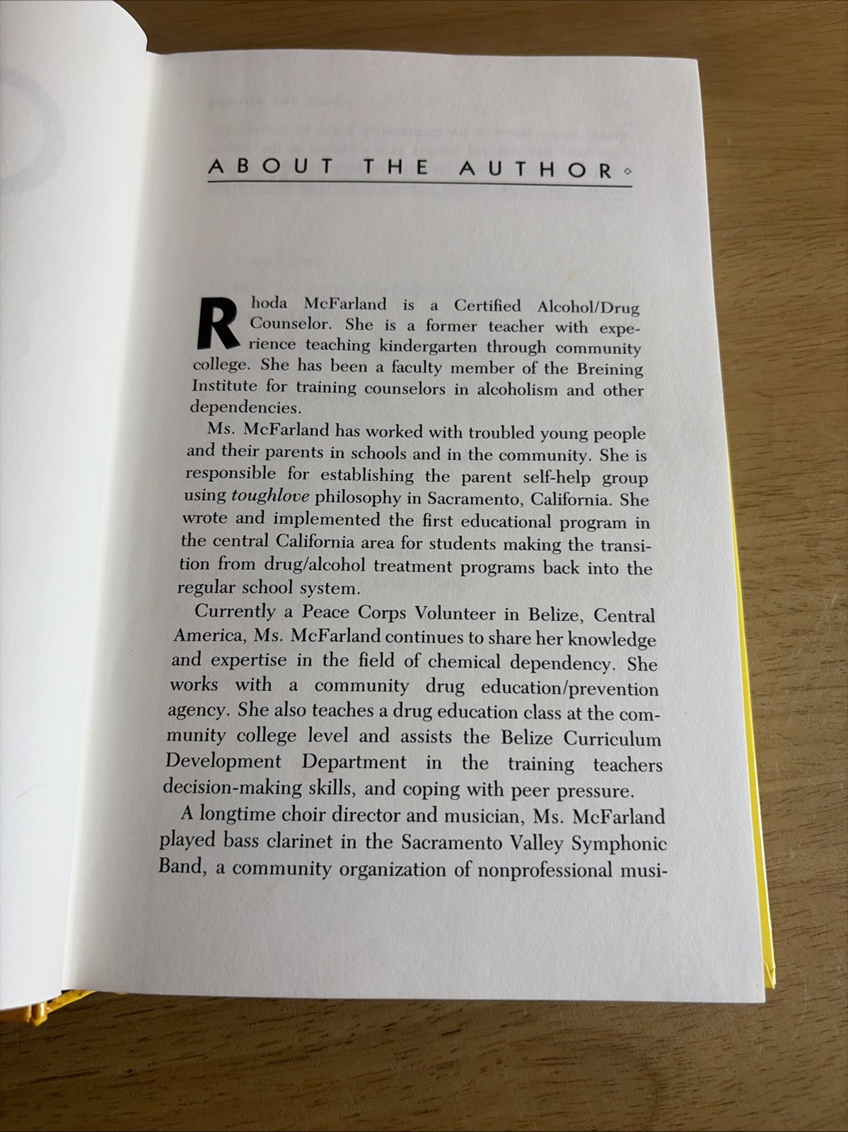 Coping Through Assertiveness Rhoda McFarland 1992 HC Ex Library Rosen