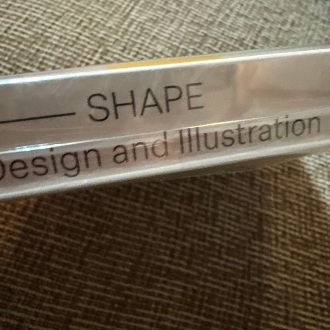 Dot Line Shape The Basic Elements of Design Illustration Paperback 296 pages En
