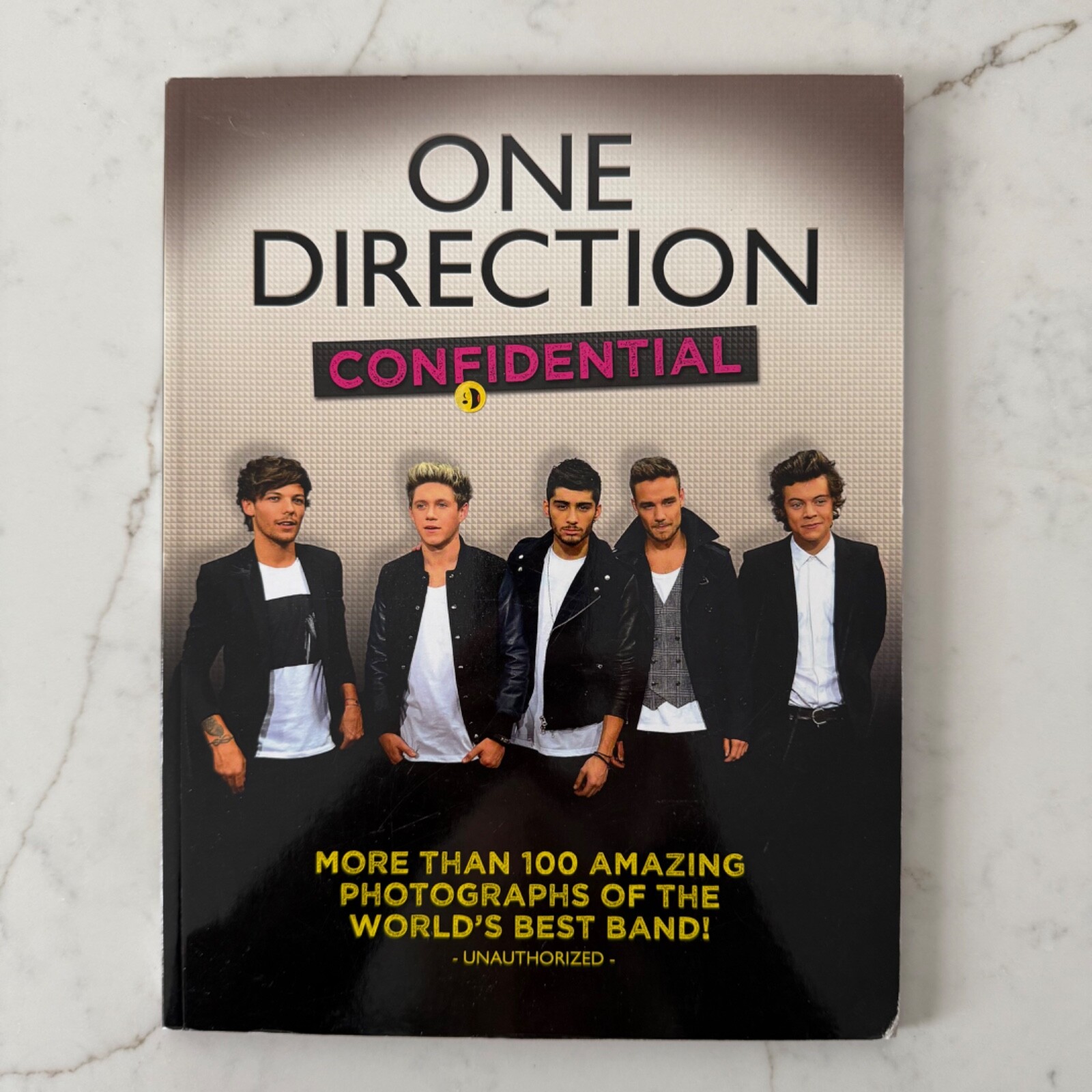 One Direction Confidential By Seven Oaks, Paperback with 100+ Photos of the Band