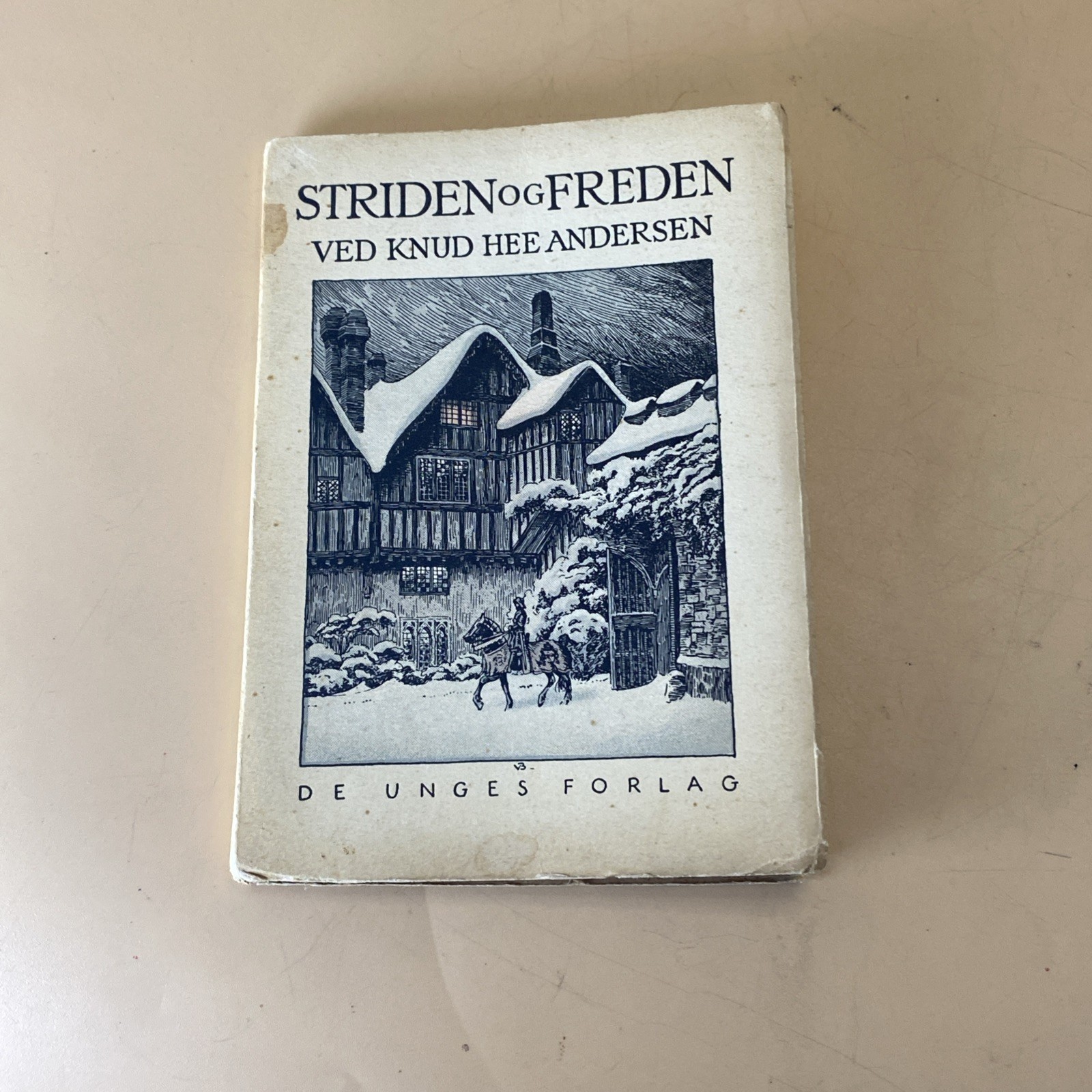 STRIDEN OG FREDEN / a english poem book pirnted in Swedish/ Pre 1930s/ Rare