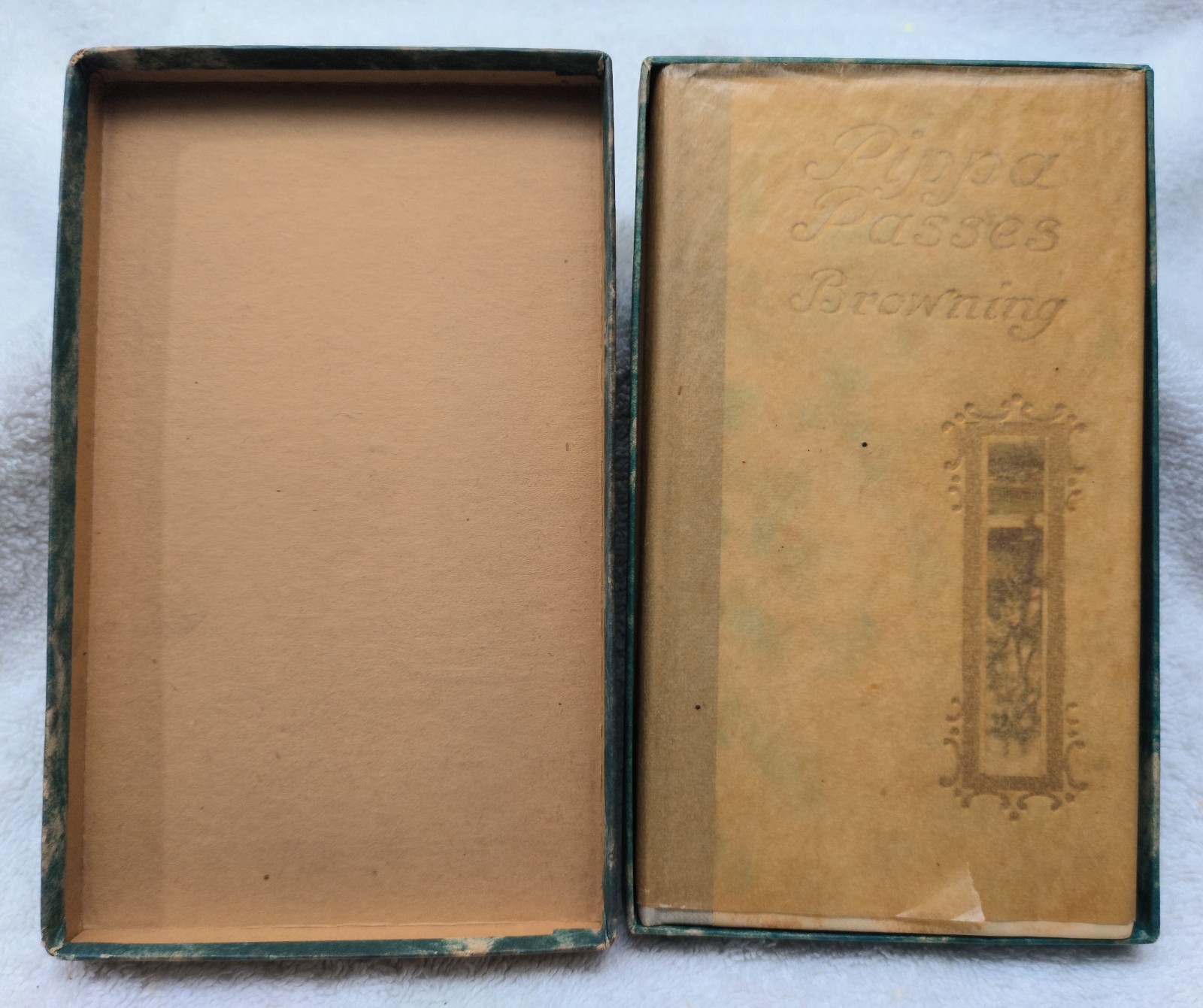 Antique, Pippa Passes by Robert Browning Essex Series 1912-1914 VG FS w/box LOOK